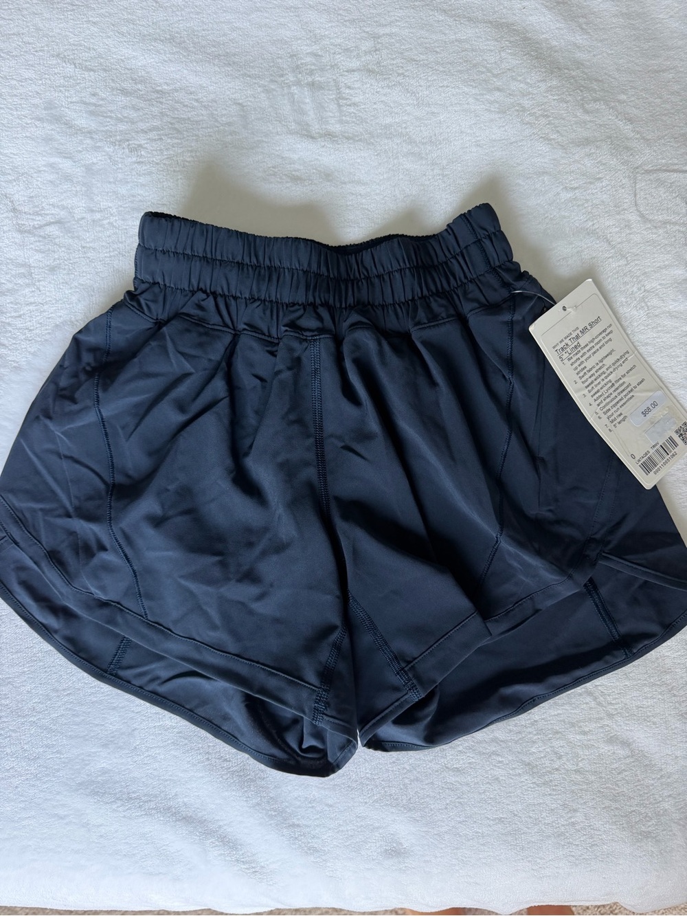 Lululemon Track That MR Short 5" Lined in Navy Blue